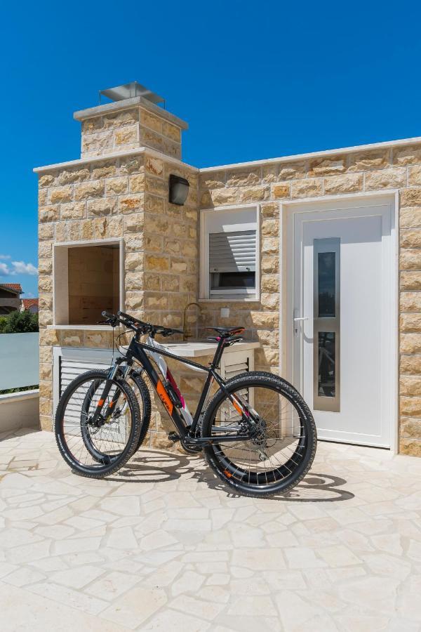 Villa Buzuk Vodice Luaran gambar