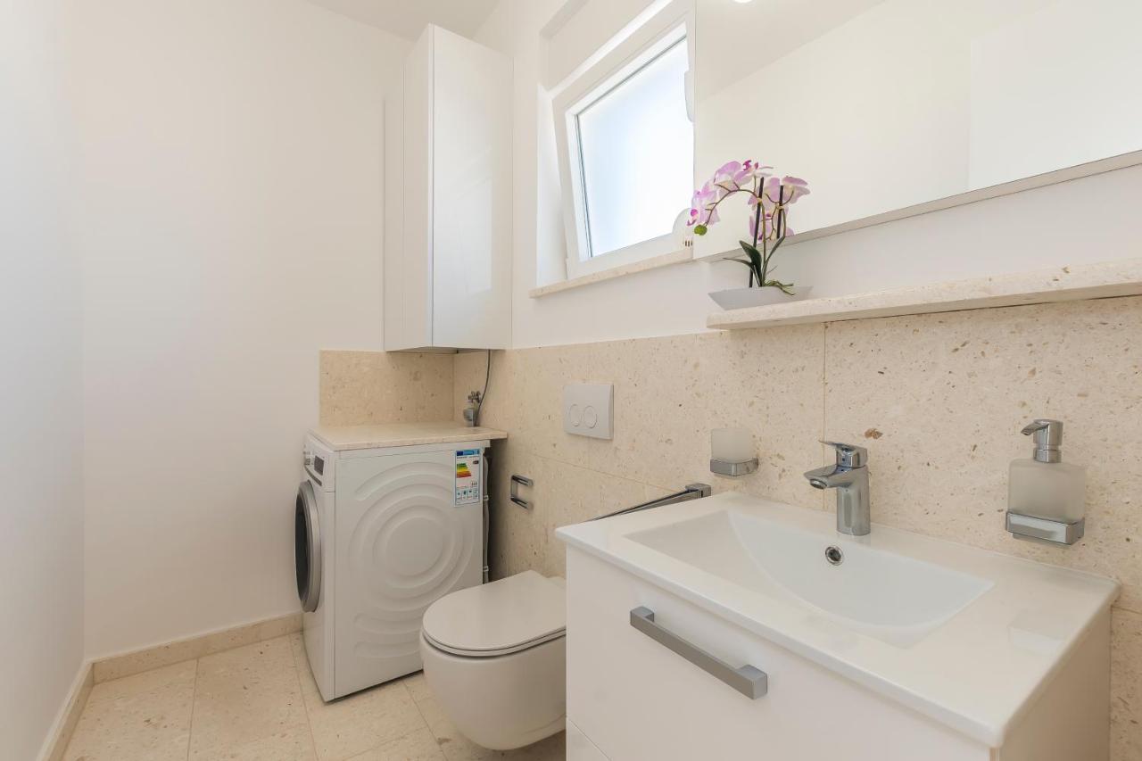 Villa Buzuk Vodice Luaran gambar