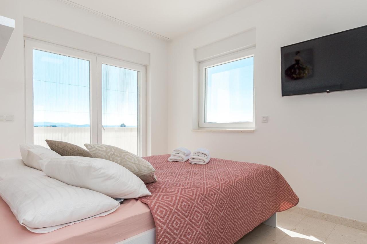 Villa Buzuk Vodice Luaran gambar