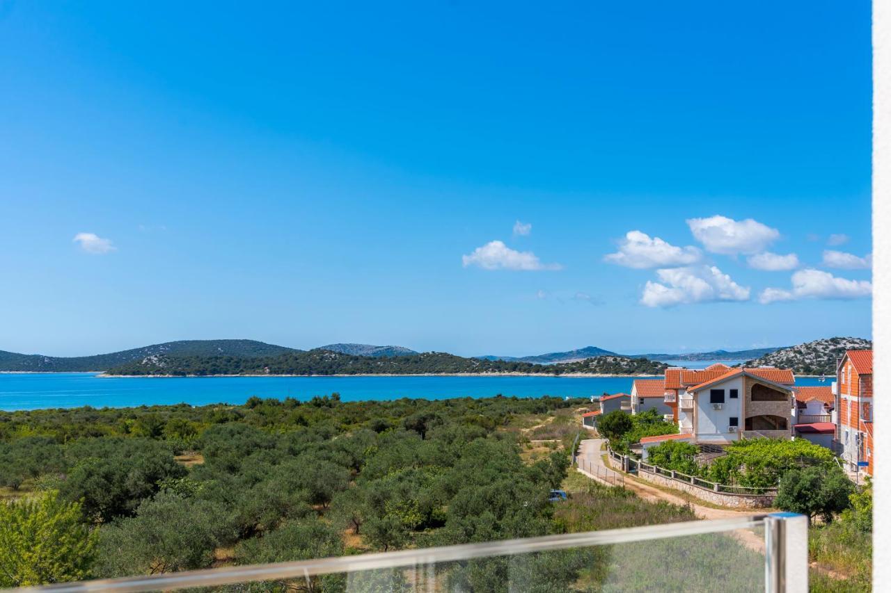 Villa Buzuk Vodice Luaran gambar